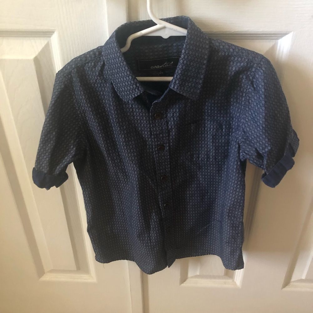 Coastal blue Diamond button up collared shirt size L (6/7)